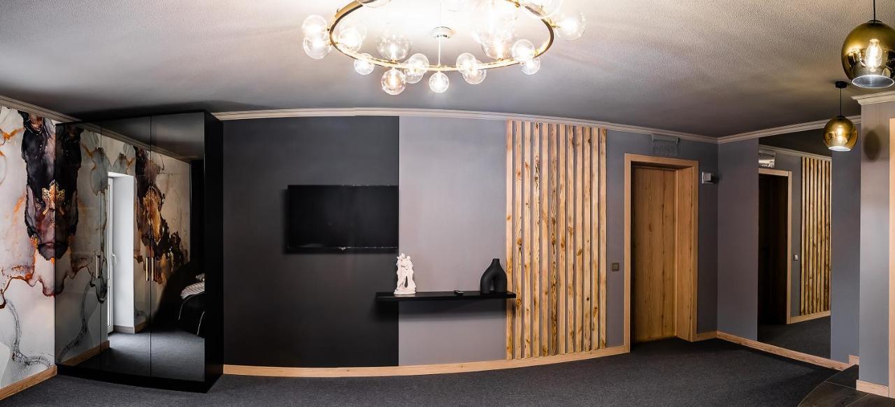 Rich Boutique-Hotel Винница Экстерьер фото