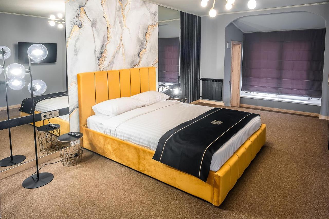 Rich Boutique-Hotel Винница Экстерьер фото